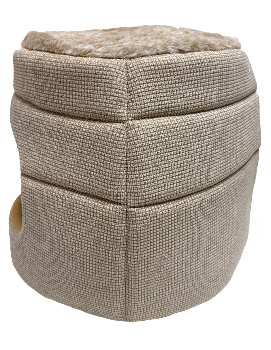 Cama capacete para mascota 2